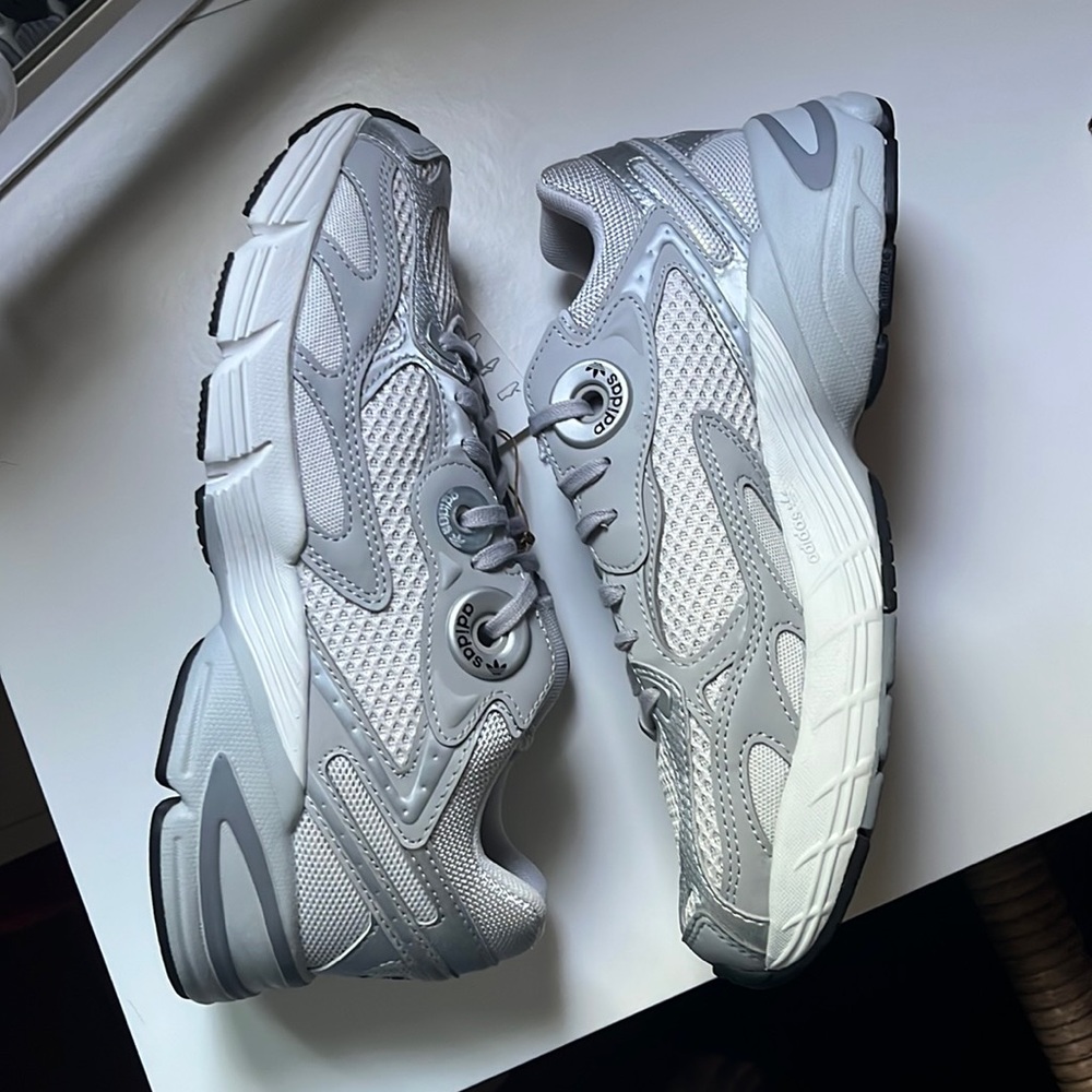 Adidas Astir Silver